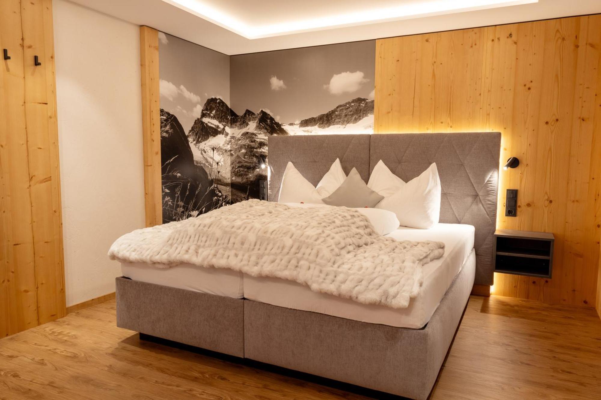 Eggerstueberl Hotel อิสชเกิล ภายนอก รูปภาพ